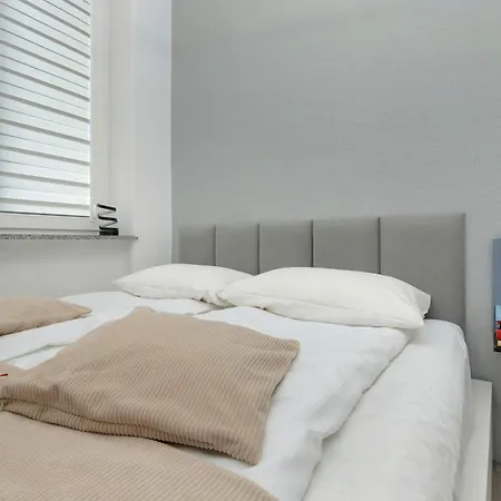 Stylish With Balcony In Old Town By Renters * Danzig