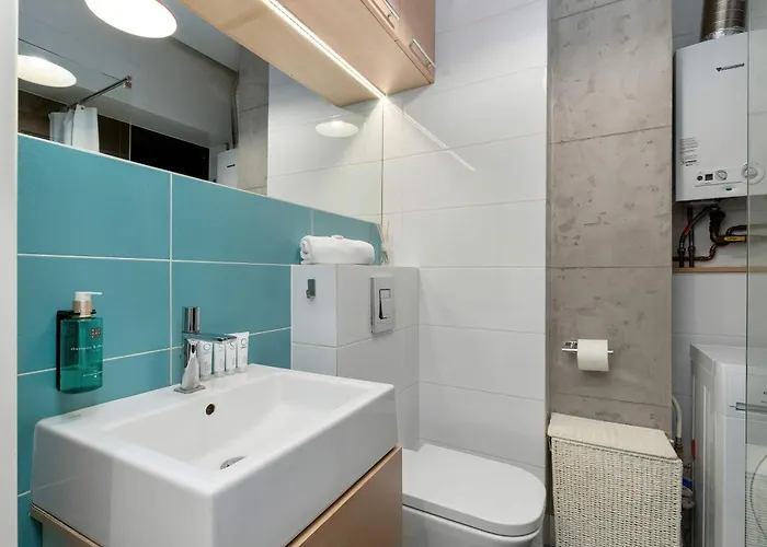 Apartamento Stylish With Balcony In Old Town By Renters